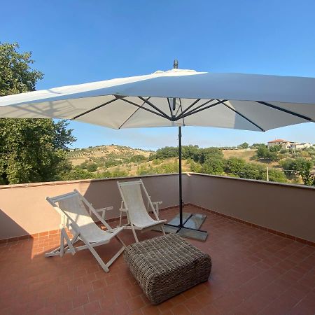 Villa Casale Cialifone Alanno Esterno foto