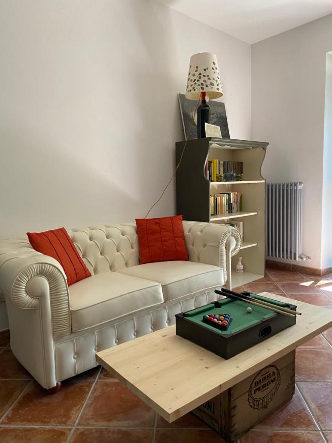 Villa Casale Cialifone Alanno Esterno foto